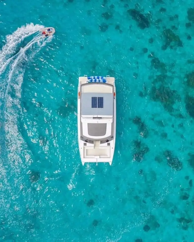 Catamaran Indigo 53ft